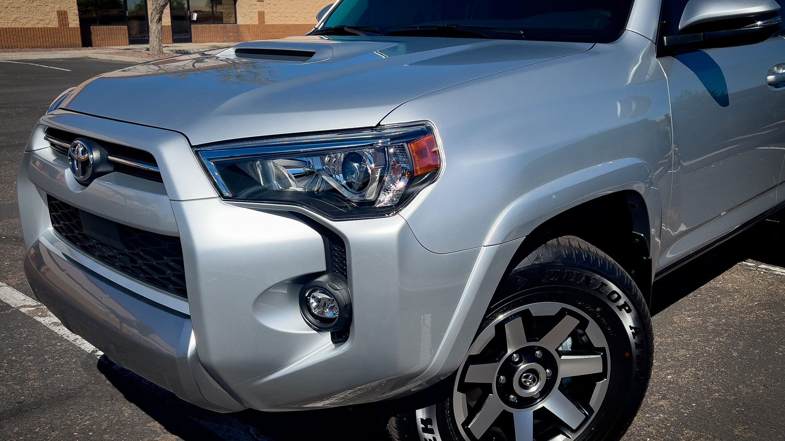Grey jeep with Platinum Extra PPF